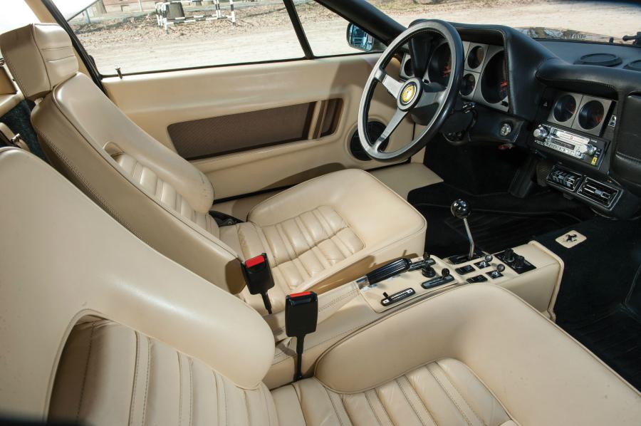  Ferrari 512 BBi 1981 года  (фото 29 из 31)
